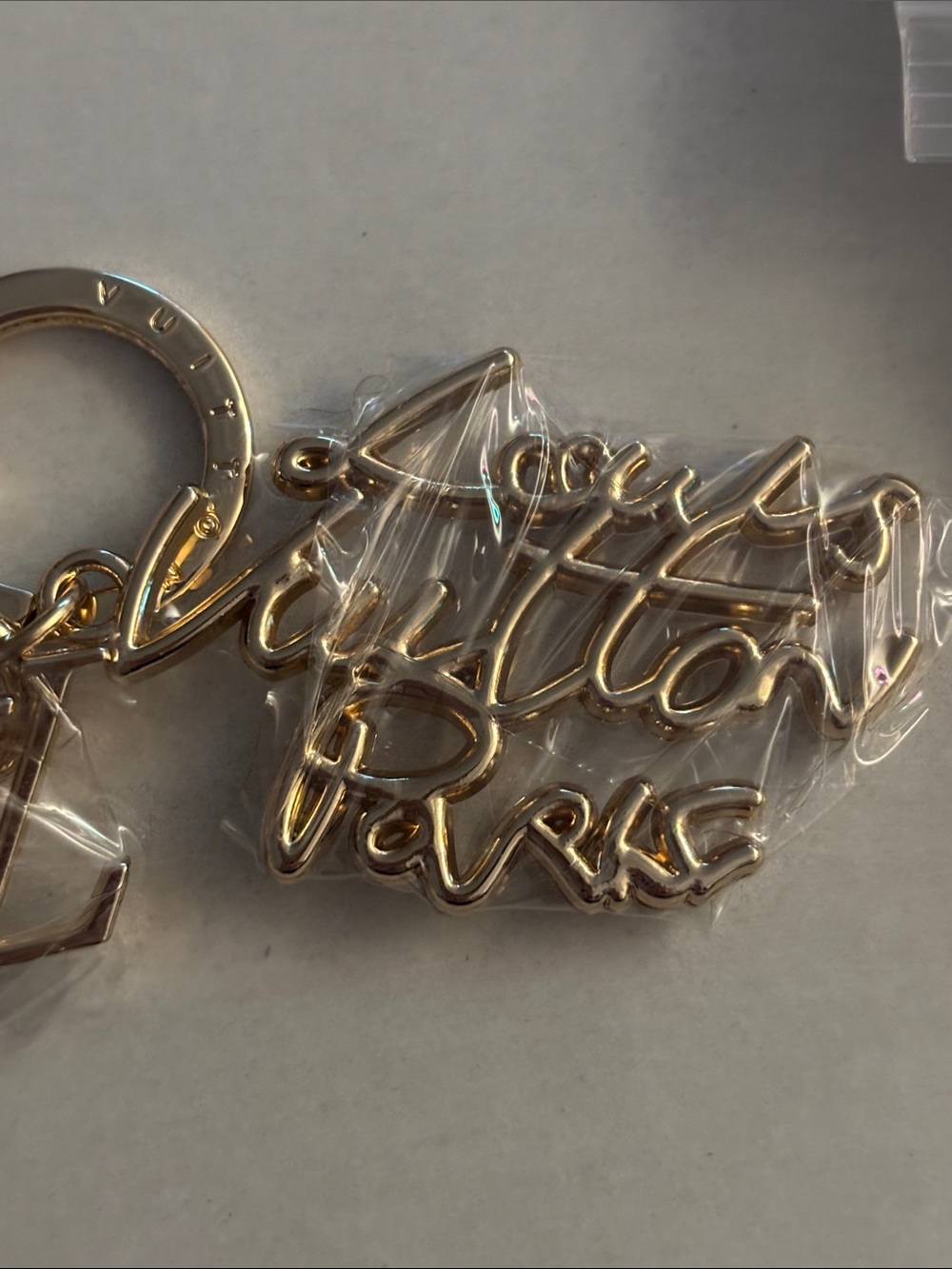 Louis Vuitton Gold Script Key Charm - Picture 4 of 4